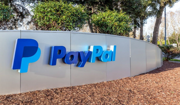PayPal launches first dollar backed stablecoin